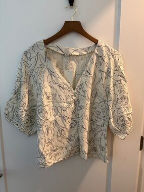 NWT A New Day Linen-Blend Blouse - Cream with Black Line Floral Print